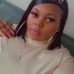 Meet your Posher, Donricka